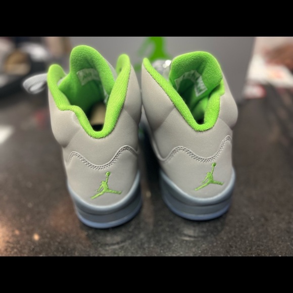JORDAN 5 RETRO \'GREEN BEAN\' 2022 main image 4